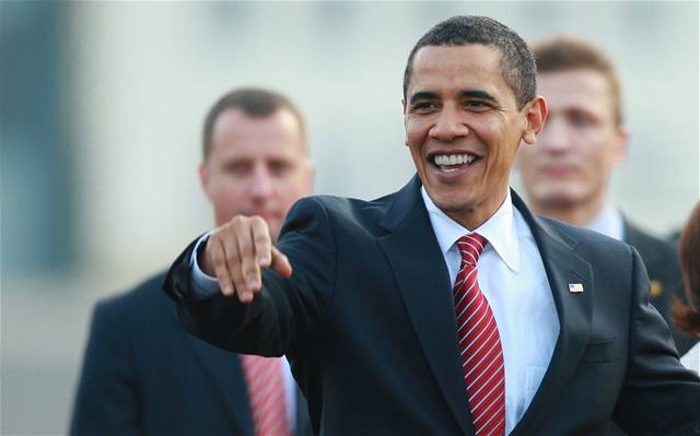 Obama v Praze. Barack Obama hýil po píletu úsmvy.