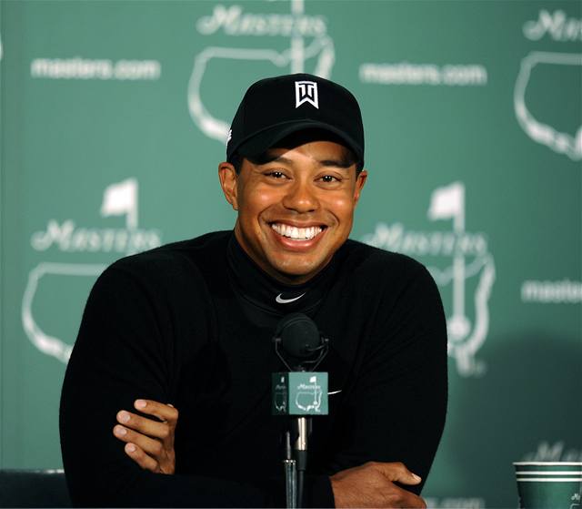 Tiger Woods na tiskové konferenci ped turnajem Masters v August.