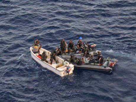 Francouzi zajali 11 pirát v Indickém oceánu