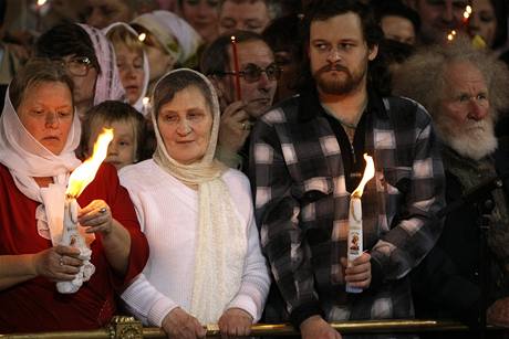 ortodoxní vící v moskevském kostele