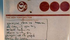 Ubrousek z hotelu Hilton v New Yorku, kde John Lennon napsal píse "Imagine".