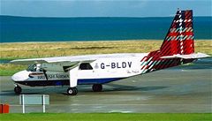 Dopravu zajišťuje desetimístné letadlo Britten-Norman Islander.  | na serveru Lidovky.cz | aktuální zprávy
