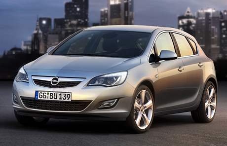 Opel Astra (model 2010)