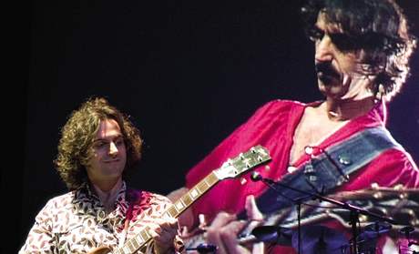 Dweezil Zappa