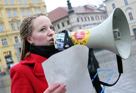 Kristýna Peáková, Nesehnutí