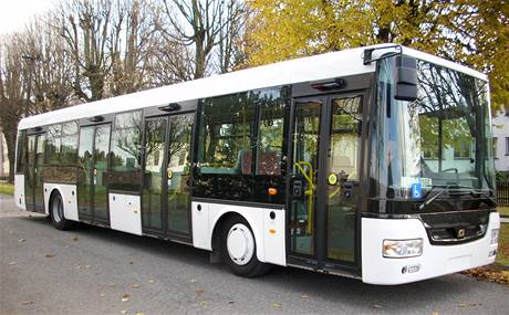 Autobus SOR NB 12 city, se kterým libchavská firma vyhrála miliardový tendr pro Prahu.