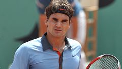 Roger Federer se raduje.