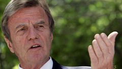 Bernard Kouchner.