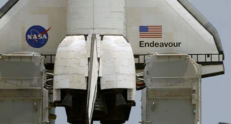 Start raketoplánu Endeavour byl znovu odloen. 