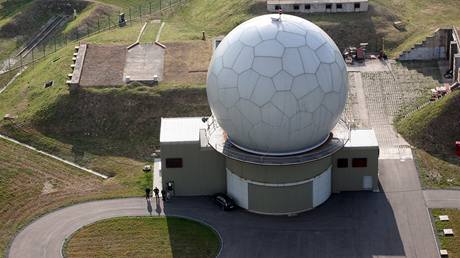 Vojensk radar - ilustran foto