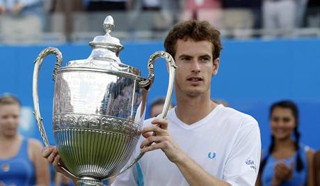 Andy Murray vyhrál v Queen´s Clubu jako první Brit po 73 letech.