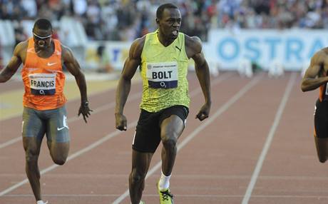 Usain Bolt ovládl loskou stovku v Ostrav