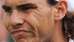 Nadalova kolena ekla dost, Federer m volnou cestu na tenisov trn