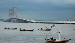 Indonsie otevela svj nejdel most, je dlouh 5,4 kilometru
