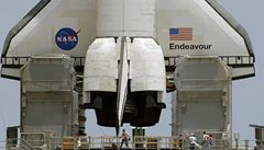 NASA zrušila start raketoplánu Endeavour