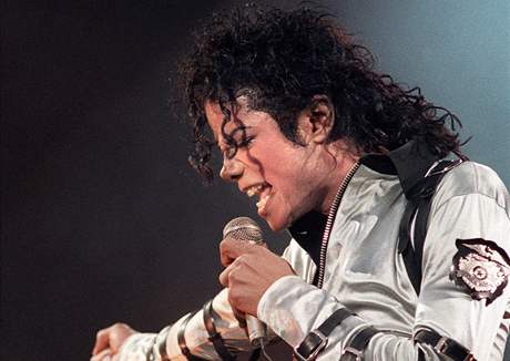 Michael Jackson na koncertu v roce 1988.