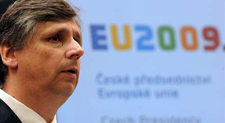 Pedseda vlády Jan Fischer vystoupil 29. ervna v Praze na tiskové konferenci k závru eského pedsednictví EU. 