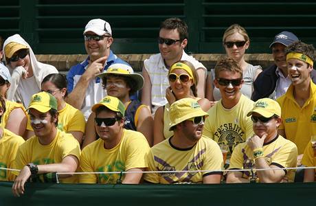 Fanouci na Wimbledonu. 