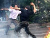 Nepokoje v Teheránu pokraují.