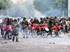 Motorizovaná jednotka íránské policie.