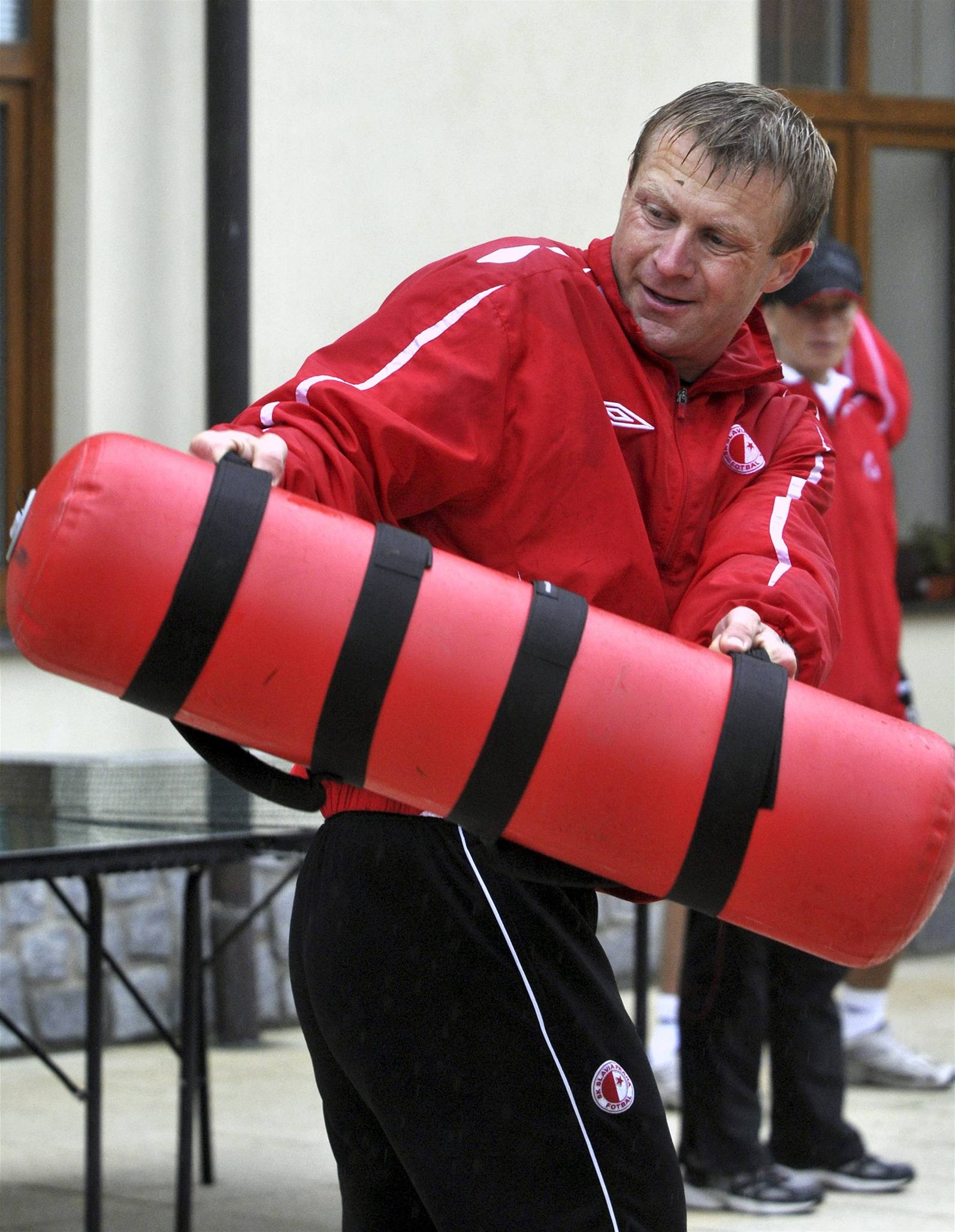 Stanislav Vl�ek. 