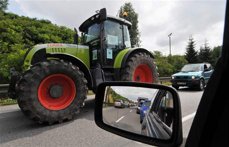 Traktor - ilustraní foto.