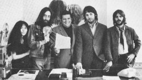 Allen Klein s Beatles a Yoko Ono