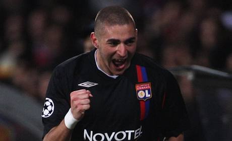 Radující se Karim Benzema.