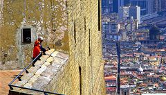 Turisté v Neapoli - ilustra�ní foto.