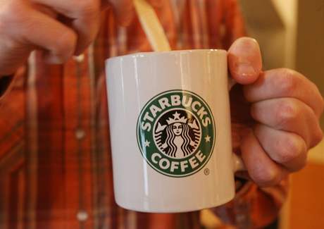 Kavárnám Starbucks se v Česku nedaří, vykázaly ztrátu 48,5 milionů | Byznys  | Lidovky.cz