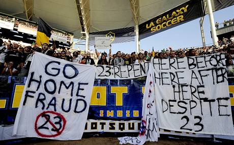 Beckhamovi nkteí fanouci jet neodpustili.