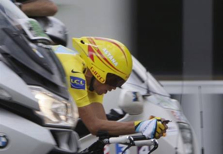 Alberto Contador rychlejí ne vítr?