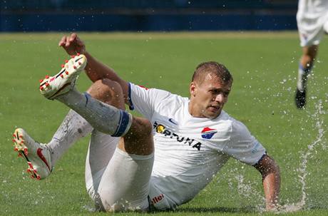 Ostravský Varadi si u�ívá láze�. 