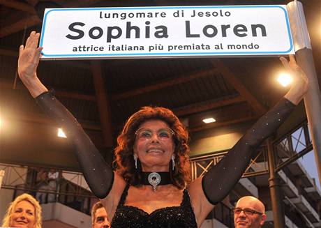 Sophia Loren.