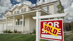 Prodej nových dom ve Spojených státech se v ervnu mezimsín zvýil o 11 procent a zaznamenal tak nejprudí nárst za tém devt let.
