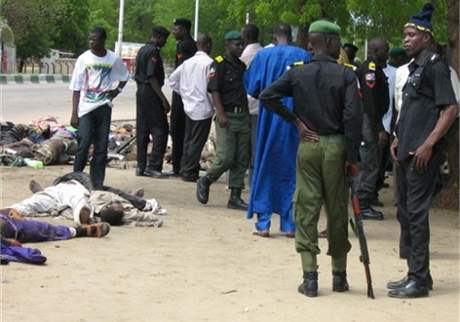 Mrtví po násilnostech v Nigérii