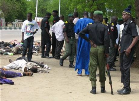 Mrtví po násilnostech v Nigérii