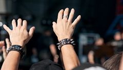 Návštěvníci největšího metalového festivalu světa se kvůli prasečí chřipce nesmí líbat. | na serveru Lidovky.cz | aktuální zprávy