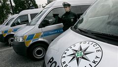 Policie našla v pražském domě mrtvé squattery, otrávili se zplodinami
