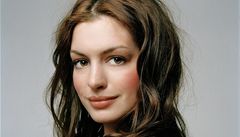 Anne Hathawayov je nejlep mladou herekou loskho roku 