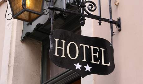 Letoní sezóna je pro hoteliéry nejhorí za dvacet uplynulých let