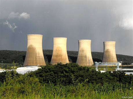 Jaderná elekrárna v Mochovcích na Slovensku