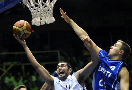 Utkání baráe divize A basketbalového mistrovství Evropy mu R - Estonsko.