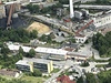 Letecký zábr na objekt slovenského dolu Handlová, kde je po výbuchu metanu 10. srpna nezvstných 19 horník. 