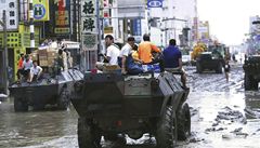 Tchaj-wanská armáda zachránila 900 lidí ze zavalené vesnice 