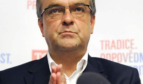 Miroslav Kalousek vystoupil 20. srpna v Praze na tiskové konferenci politické strany TOP 09 ke státnímu rozpotu na rok 2010.