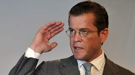 Nmecký ministr hospodáství Karl-Theodor zu Guttenberg byl zvolen nejvíc sexy politikem.