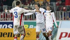 Rosický (10) v �eské dresu. 