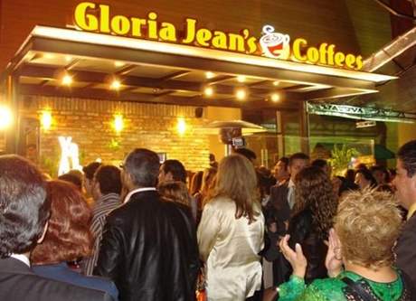 Australský etzec Gloria Jean's Coffees otevel svou první eskou kavárnu v Praze 
