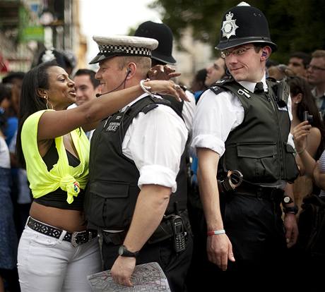 Londýňané tančili na karnevalu v Notting Hillu.